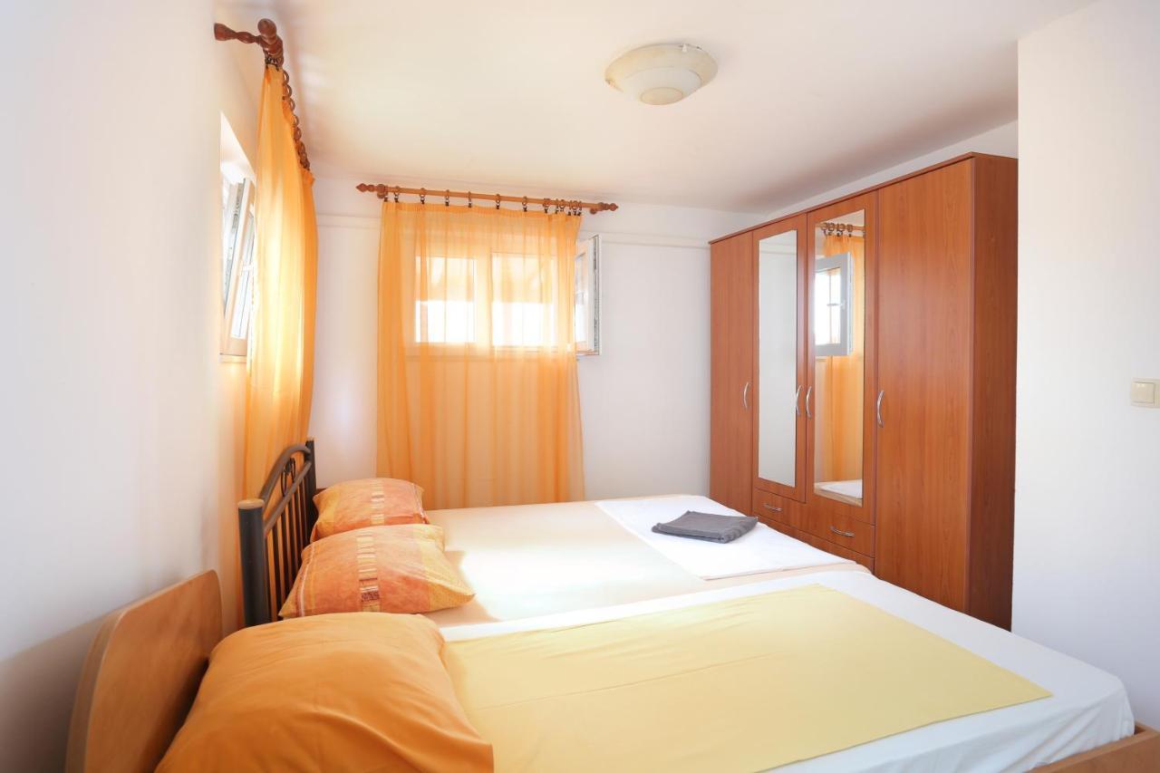 Apartments By The Sea Seget Vranjica, Trogir - 13771 Exteriér fotografie