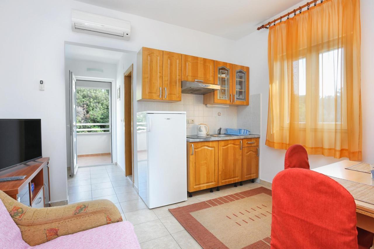 Apartments By The Sea Seget Vranjica, Trogir - 13771 Exteriér fotografie